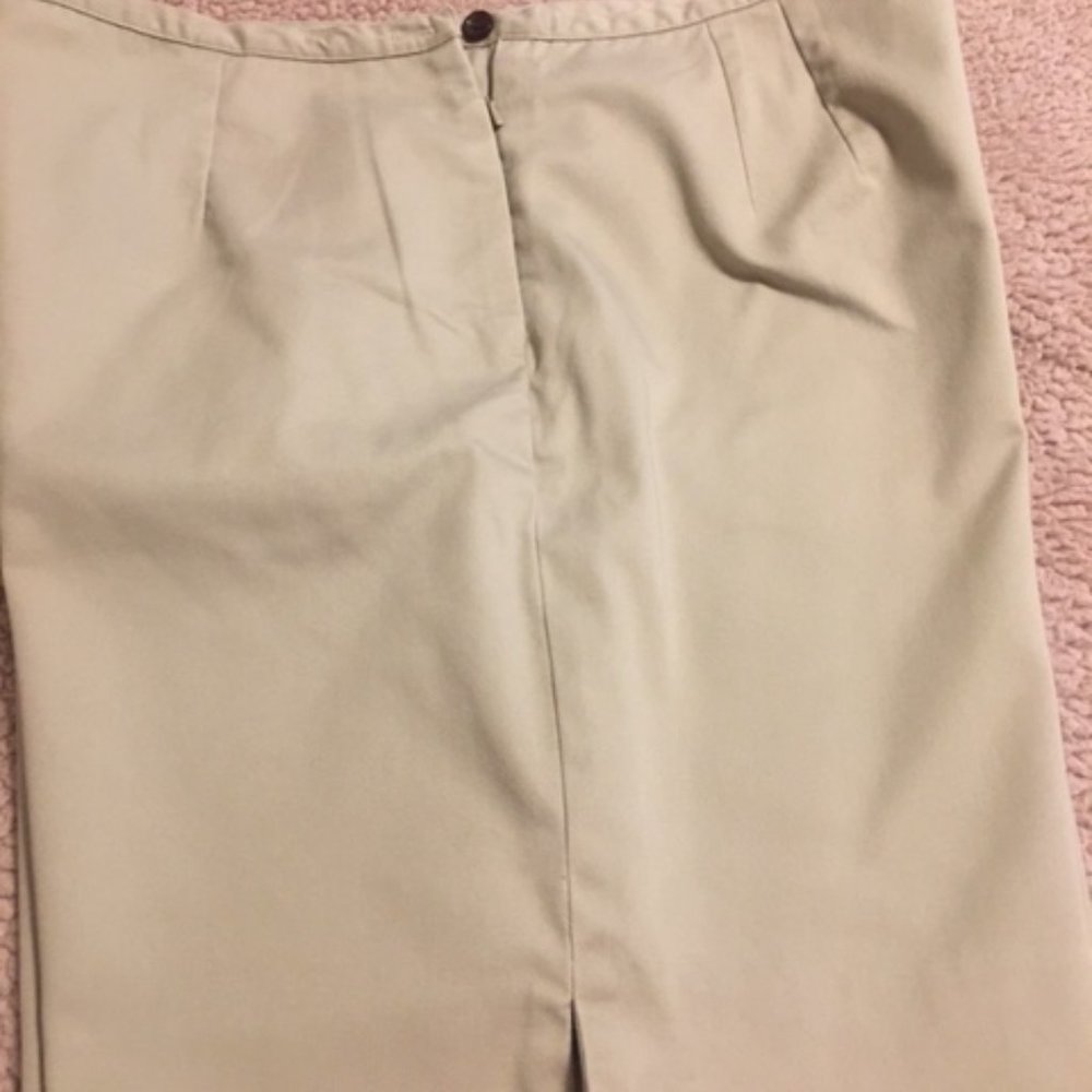 Women's Talbot's Shorts Size 18 - Picture 3 of 10
